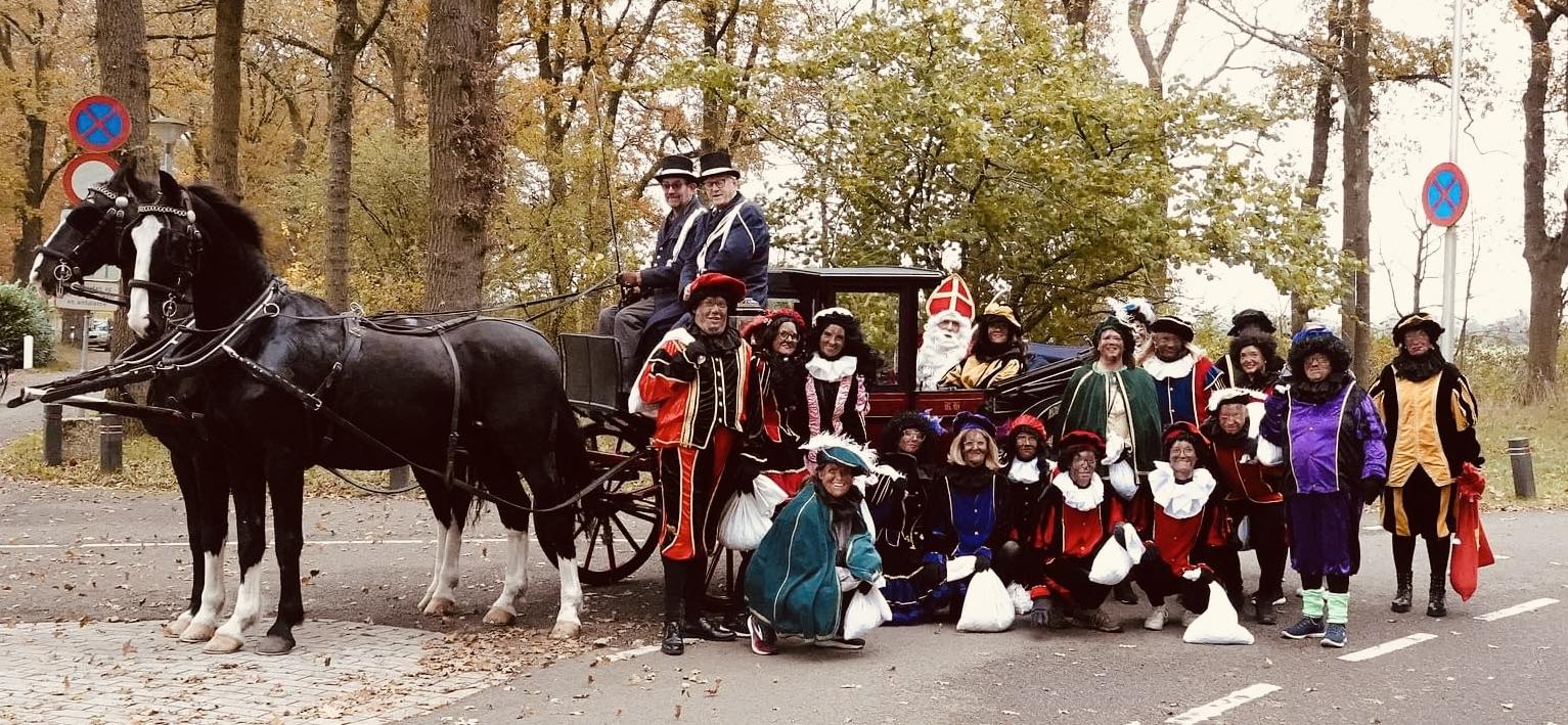sint intocht met koets